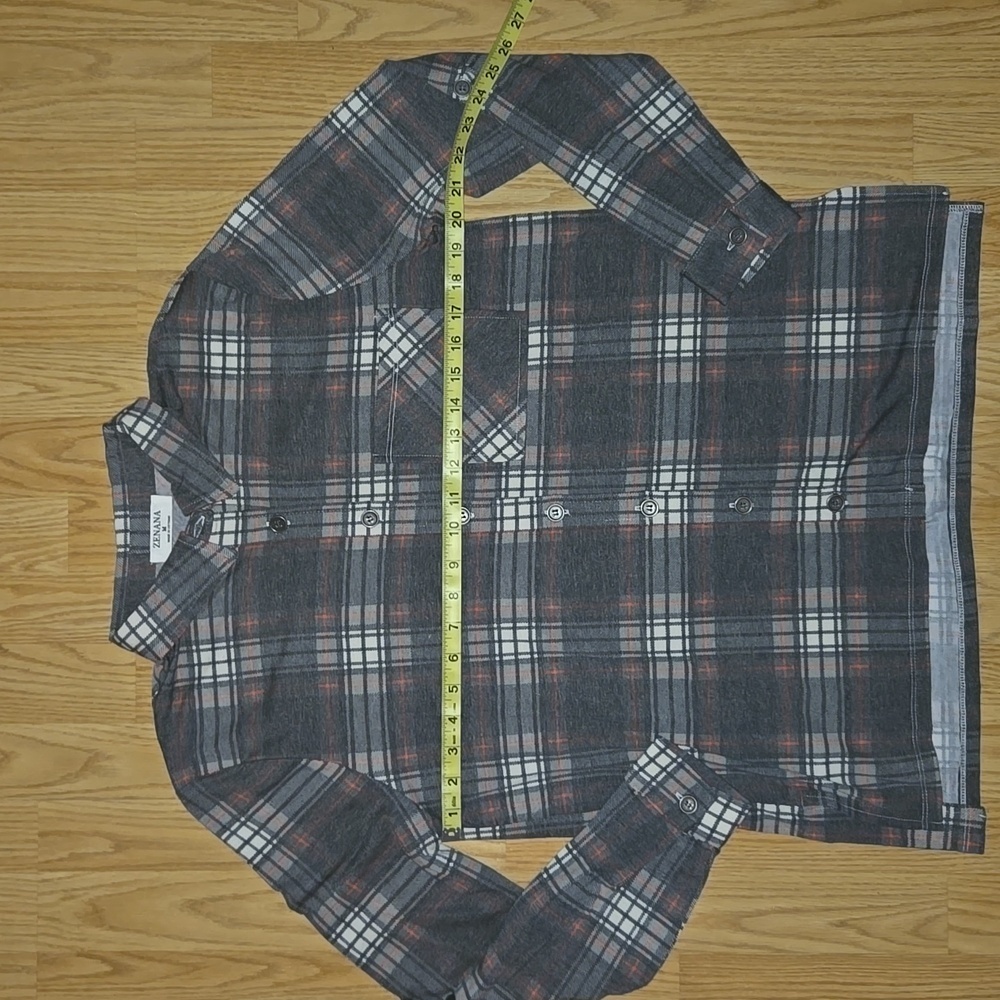 Women's Plaid Button Down Shirt - Picture 4 of 7